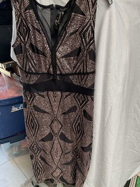 80’s TRIXXI  Sleeveless Black Dress with Metallic Rose Geometric Pattern